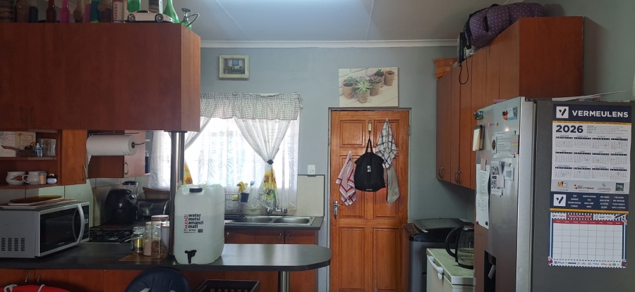 2 Bedroom Property for Sale in De Beers Northern Cape